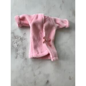 Fisher-Price Loving Family Dollhouse Dress Up Mom's Pink Adult Doll Robe